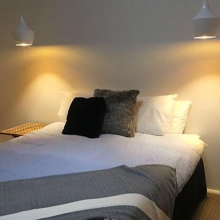Capel Short-Stay Accommodation Екстериор снимка